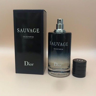 Dior Sauvage Parfum Vaporisateur Spray (100 ml)