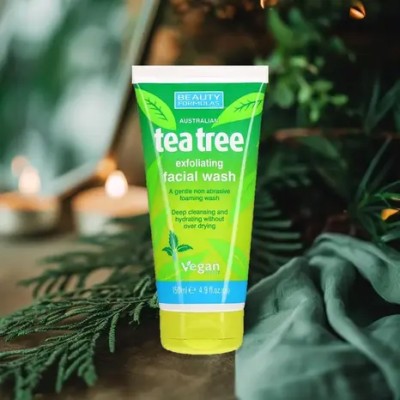 Beauty Formulas Tea Tree Exfoliating Face Wash (150ml)