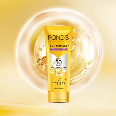 POND’S Sun Miracle SPF 50 PA+++ Crème Gel Sunscreen - Protect & Bright, With Niacinamide
