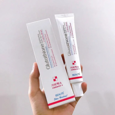 Beaute Melasma x Glutathione Brightening Tone Up Cream, 45 ml.